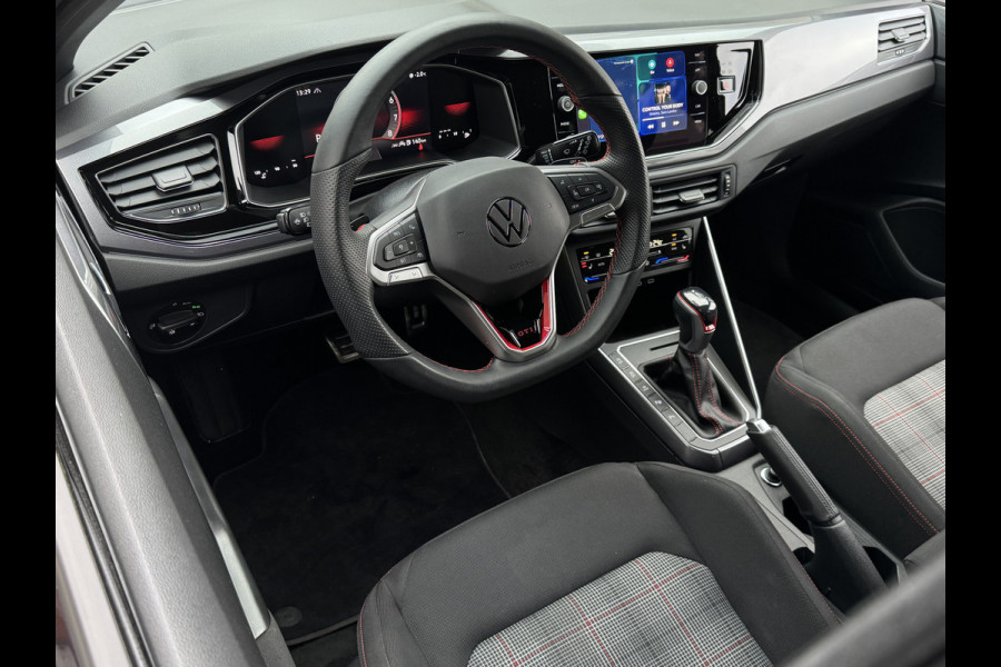 Volkswagen Polo 2.0 TSI GTI TSI 210PK DSG GTI-SPORT CARPLAY/LED/NAVI FABRIEKSGARANTIE
