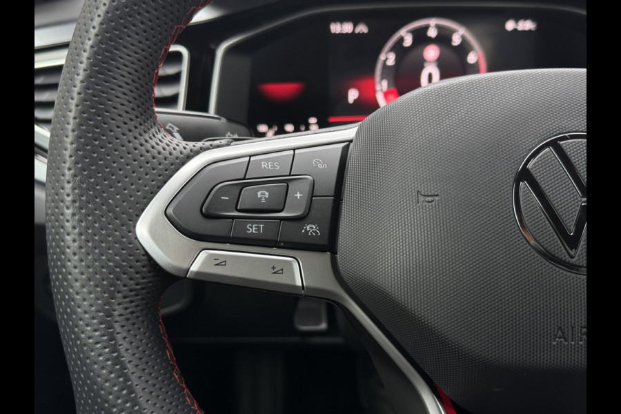 Volkswagen Polo 2.0 TSI GTI TSI 210PK DSG GTI-SPORT CARPLAY/LED/NAVI FABRIEKSGARANTIE