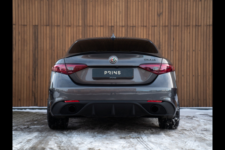 Alfa Romeo Giulia 2.0T Veloce 280pk | Adapt. cruise | CarPlay | Orig. NL