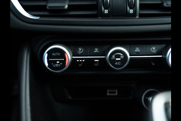 Alfa Romeo Giulia 2.0T Veloce 280pk | Adapt. cruise | CarPlay | Orig. NL