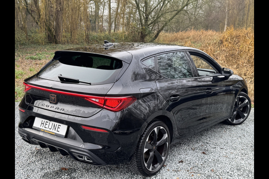 CUPRA Leon eTSI 150PK BUSINESS EDITION CAMERA/LEDER/TRAVEL-ASSIST