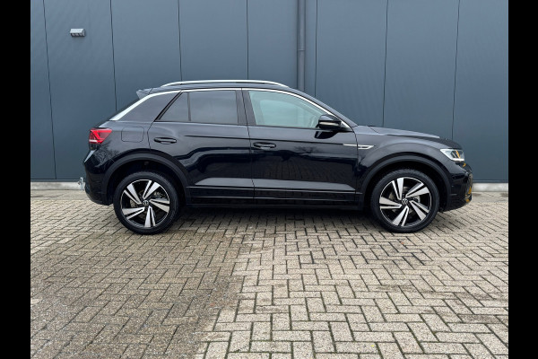 Volkswagen T-Roc 1.0 TSI R-Line * Panorama * Adaptieve Cruise Control * Carplay *