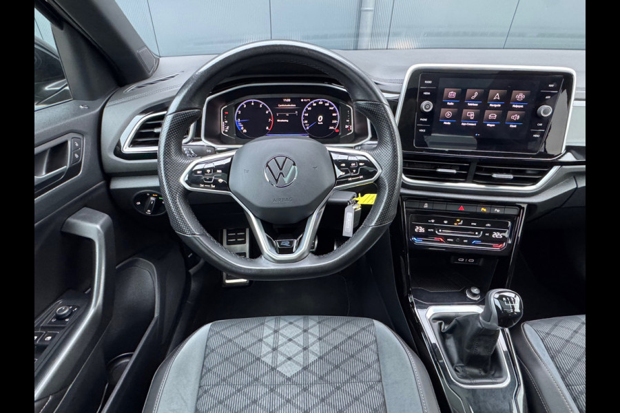 Volkswagen T-Roc 1.0 TSI R-Line * Panorama * Adaptieve Cruise Control * Carplay *