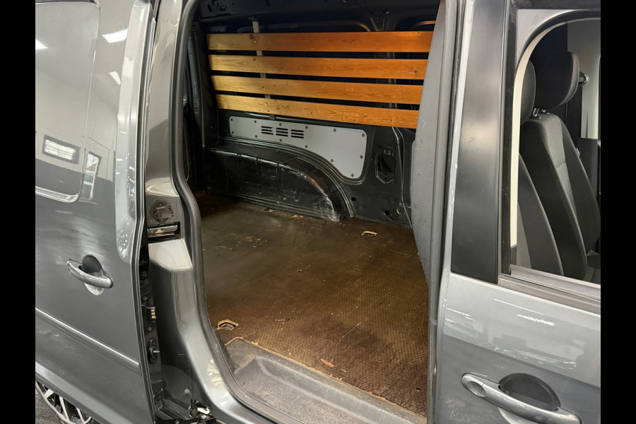 Volkswagen Caddy 2.0 TDI L2H1 BMT Maxi Highline | DSG automaat | Navi | Bleuthooth