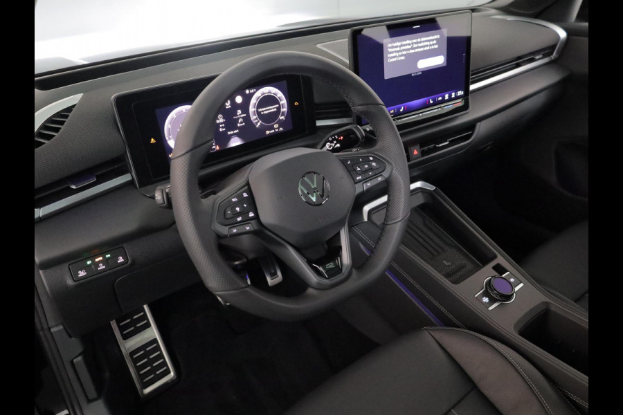 Volkswagen T-Roc R-Line First Edition 1.5 eTSI 110 kW / 150 PK SUV