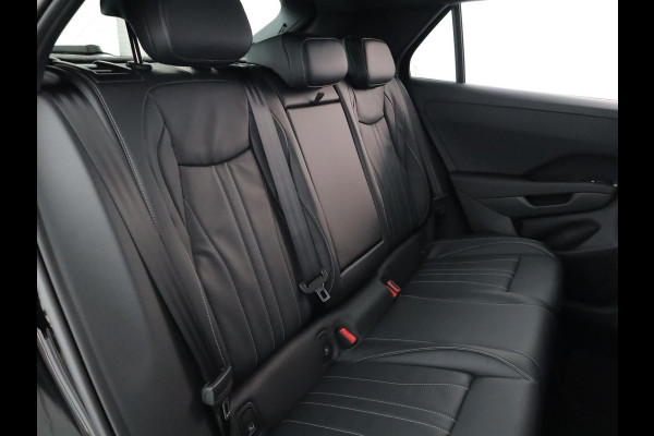 Volkswagen T-Roc R-Line First Edition 1.5 eTSI 110 kW / 150 PK SUV