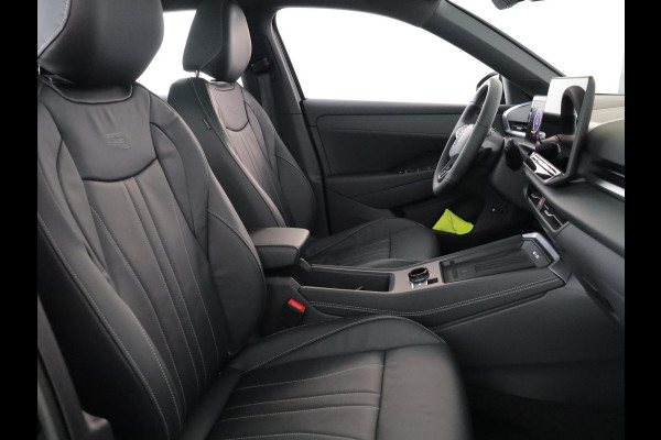 Volkswagen T-Roc R-Line First Edition 1.5 eTSI 110 kW / 150 PK SUV