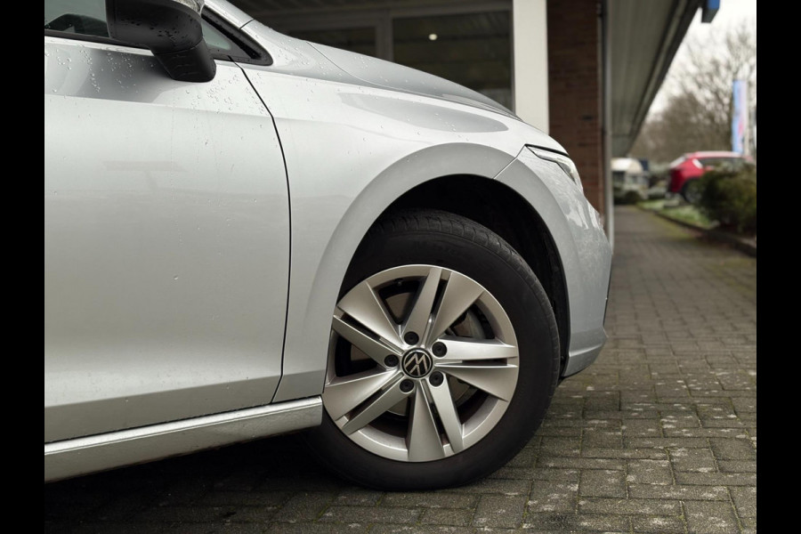 Volkswagen Golf 1.0 TSI Life | Navi, ACC, Airco, Stuur + Stoelverw, Carplay/Android | Dealeronderhouden | NAP |