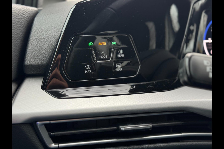 Volkswagen Golf 1.0 TSI Life | Navi, ACC, Airco, Stuur + Stoelverw, Carplay/Android | Dealeronderhouden | NAP |