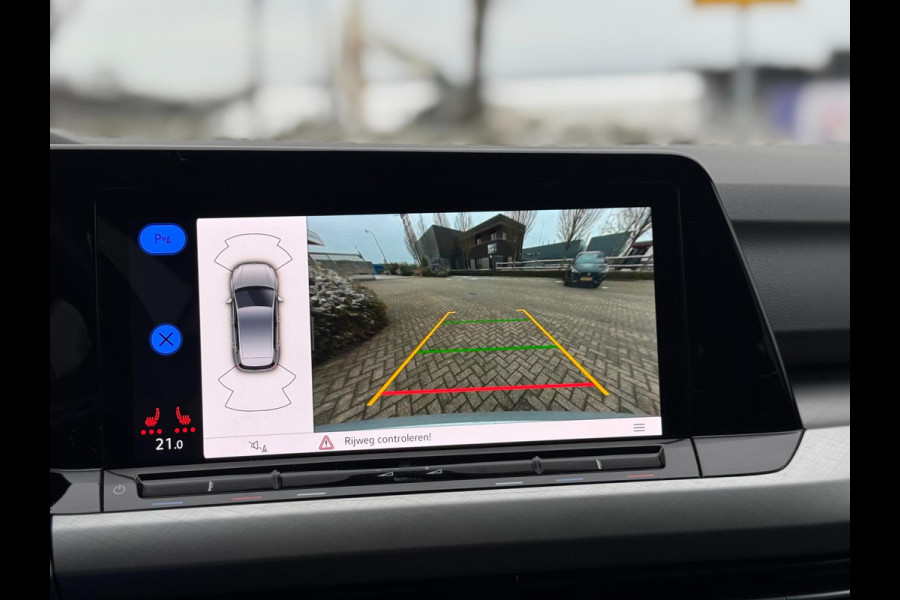 Volkswagen Golf 1.0 TSI Life | Navi, ACC, Airco, Stuur + Stoelverw, Carplay/Android | Dealeronderhouden | NAP |