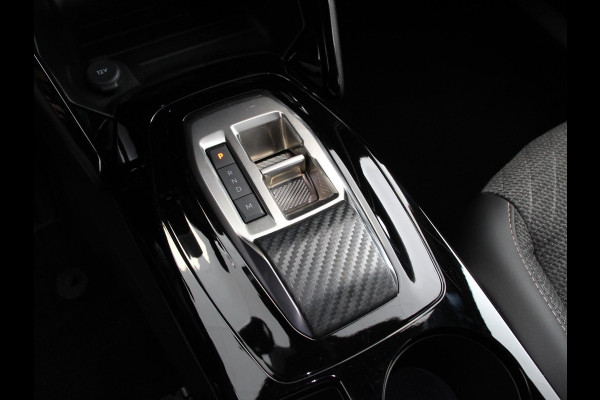 Peugeot 2008 1.2 Hybrid 136 pk Automaat Allure | Navigatie | Apple Carplay/Android Auto | Climate Control | Dab | Led | Parkeer sensoren | Cruise Control | Stoelverwarming