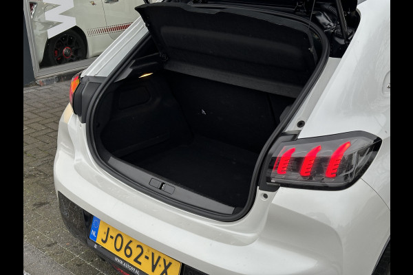 Peugeot 208 1.2 PureTech GT-Line CLIMA / CRUISE / PANO / 3D / AUTO / CAMERA