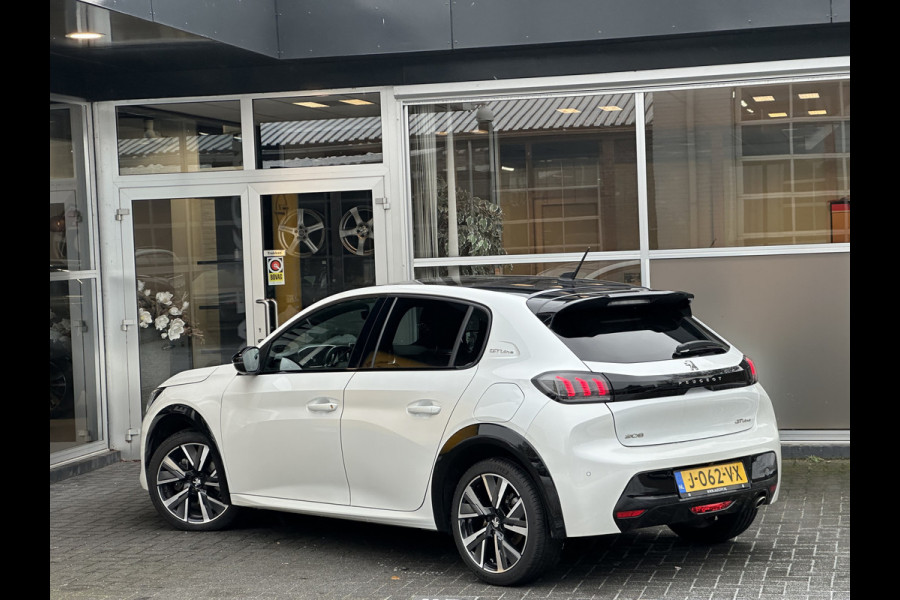 Peugeot 208 1.2 PureTech GT-Line CLIMA / CRUISE / PANO / 3D / AUTO / CAMERA