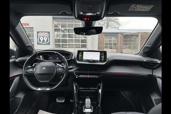 Peugeot 208 1.2 PureTech GT-Line CLIMA / CRUISE / PANO / 3D / AUTO / CAMERA