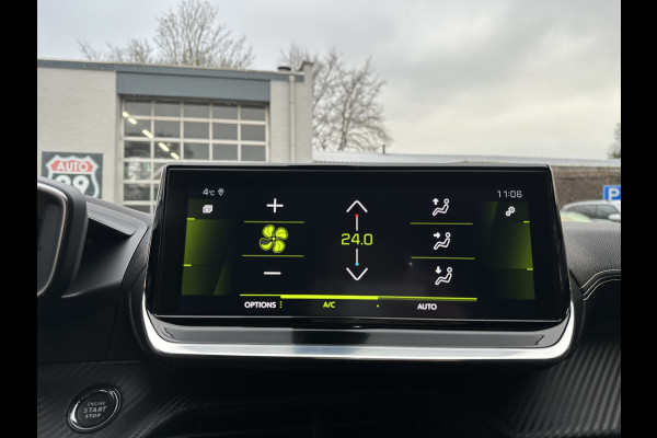 Peugeot 208 1.2 PureTech GT-Line CLIMA / CRUISE / PANO / 3D / AUTO / CAMERA