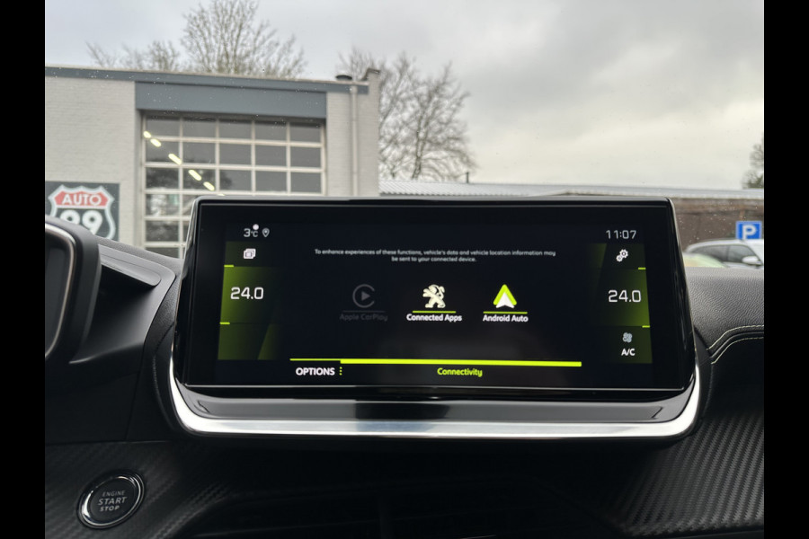 Peugeot 208 1.2 PureTech GT-Line CLIMA / CRUISE / PANO / 3D / AUTO / CAMERA