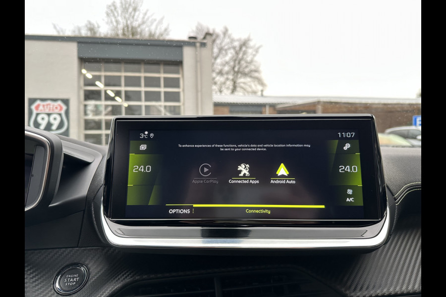 Peugeot 208 1.2 PureTech GT-Line CLIMA / CRUISE / PANO / 3D / AUTO / CAMERA