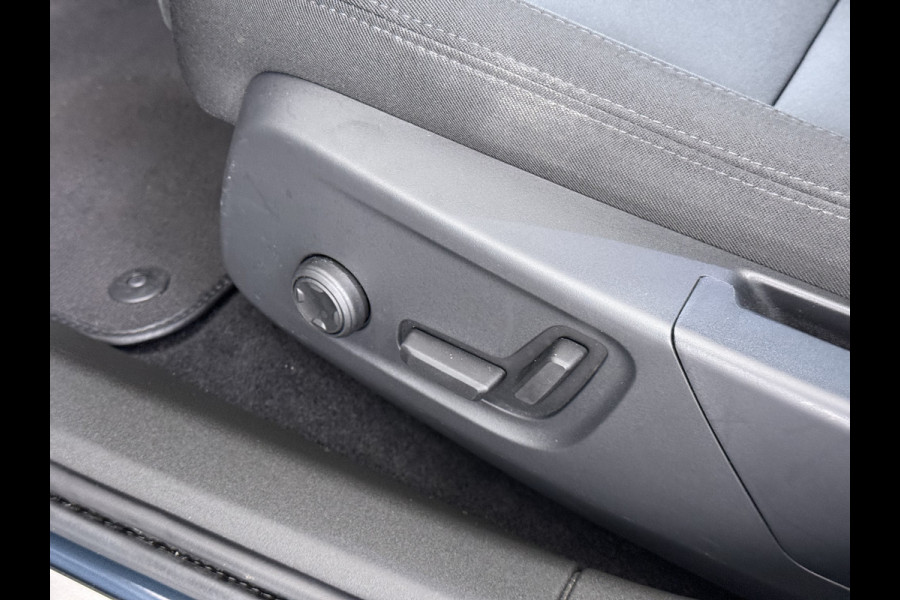 Polestar 2 408PK AWD Long Range Pano-Dak 360°Camera Dual Motor 78kWh SOH 93% Trekhaak Adap.Cruise HarmanKardon®-Audio Apple Carplay Android Elek.Achterklep/Stoelen Lmv 19" Google Maps Keyless Led Origineel Nederlandse Auto Dealeronderhouden 4WD