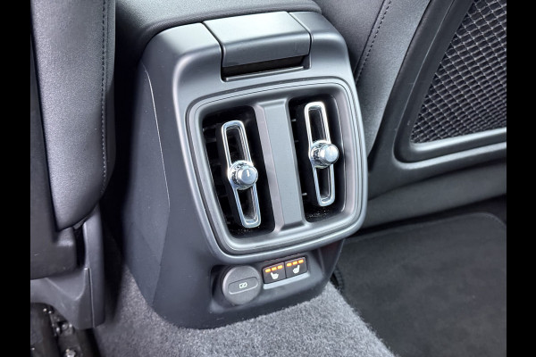 Polestar 2 408PK AWD Long Range Pano-Dak 360°Camera Dual Motor 78kWh SOH 93% Trekhaak Adap.Cruise HarmanKardon®-Audio Apple Carplay Android Elek.Achterklep/Stoelen Lmv 19" Google Maps Keyless Led Origineel Nederlandse Auto Dealeronderhouden 4WD