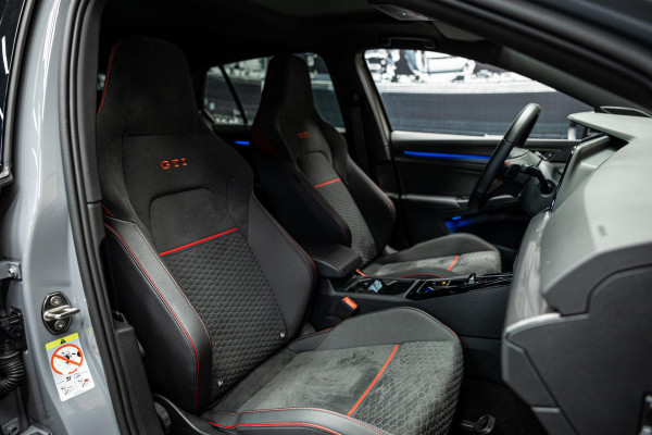 Volkswagen Golf 2.0 TSI GTI