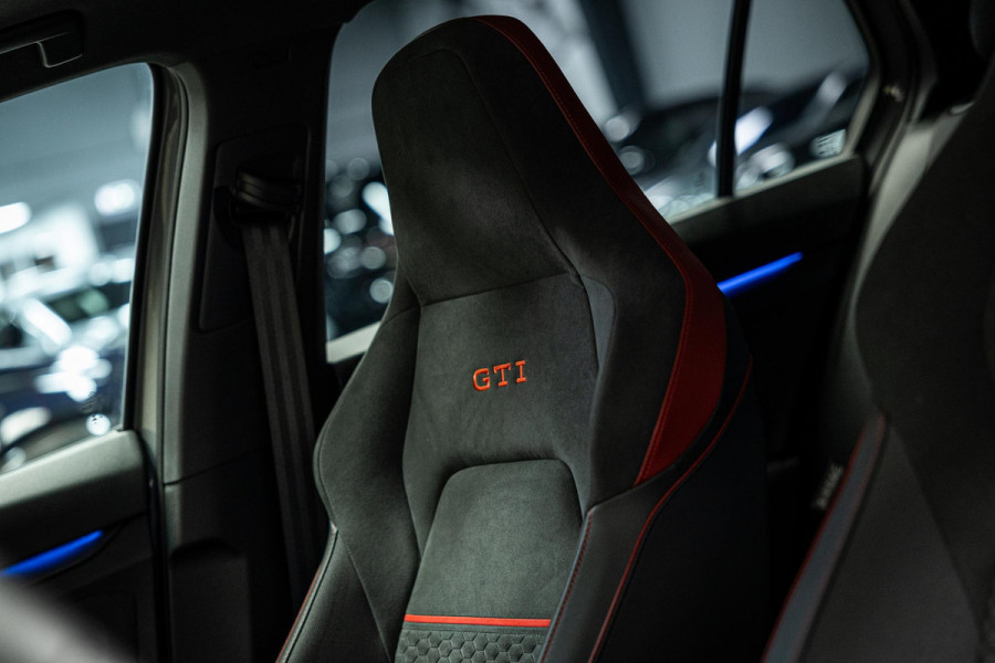 Volkswagen Golf 2.0 TSI GTI