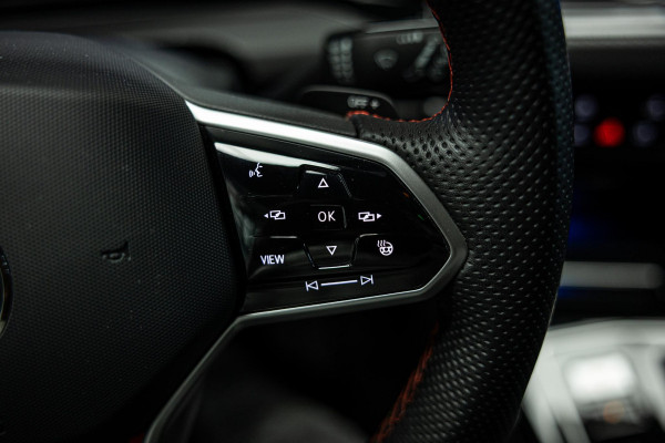 Volkswagen Golf 2.0 TSI GTI