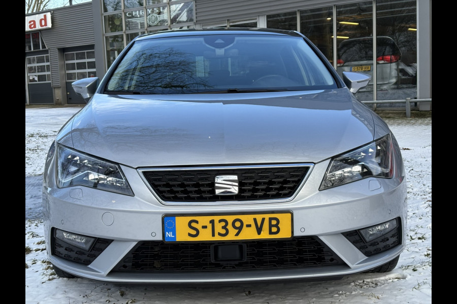 Seat Leon 1.5 TSI Style Business Intense / Opendak / Stoelverwarming / Carplay