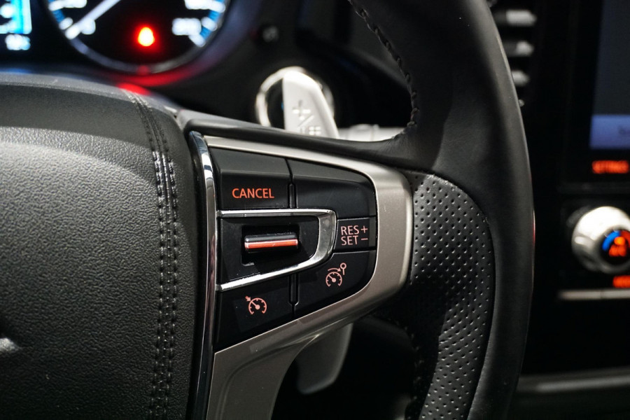 Mitsubishi Outlander 2.4 PHEV Pure + TREKHAAK / CARPLAY / CAMERA / STOELVERWARMING /