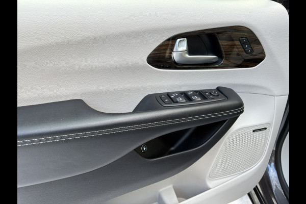 Chrysler Grand Voyager 3.6 V6 Hybrid PHEV LIMITED