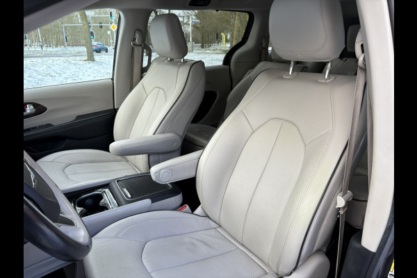 Chrysler Voyager 3.6 V6 Hybrid PHEV LIMITED