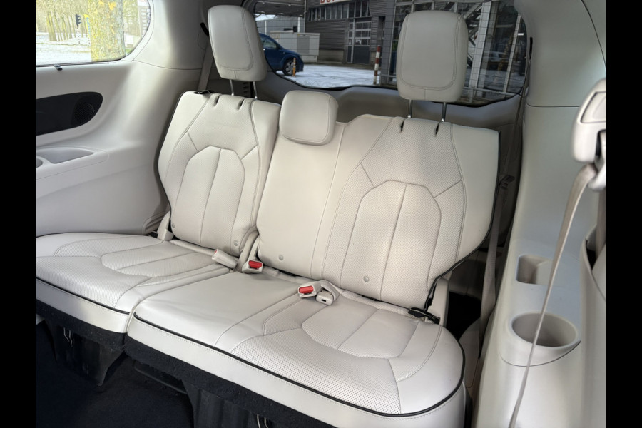 Chrysler Voyager 3.6 V6 Hybrid PHEV LIMITED