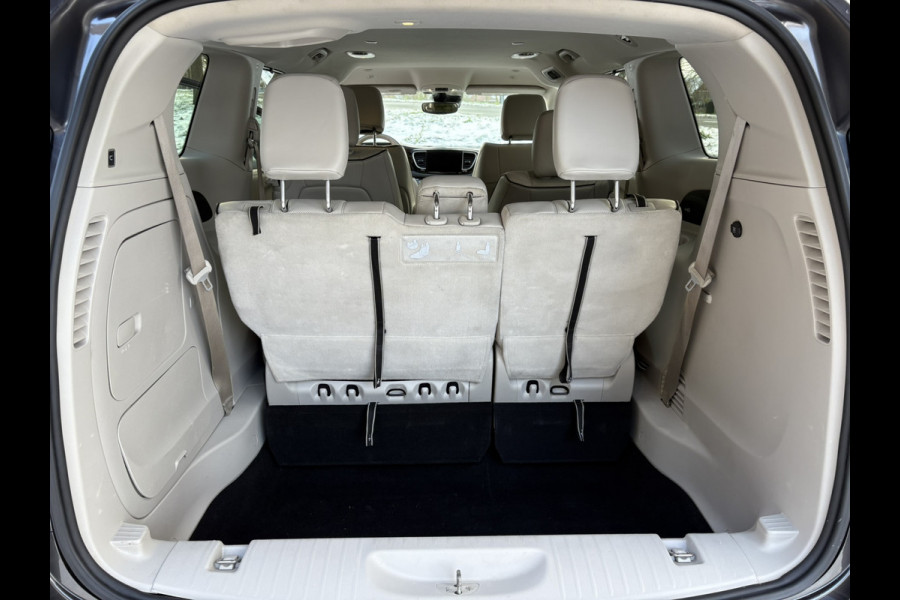 Chrysler Voyager 3.6 V6 Hybrid PHEV LIMITED