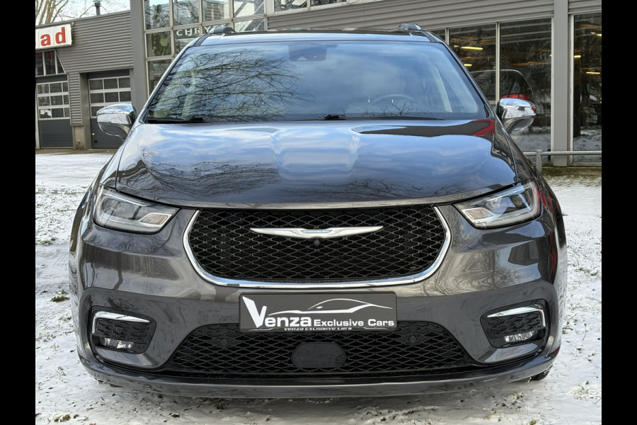 Lancia Voyager 3.6 V6 Hybrid PHEV LIMITED