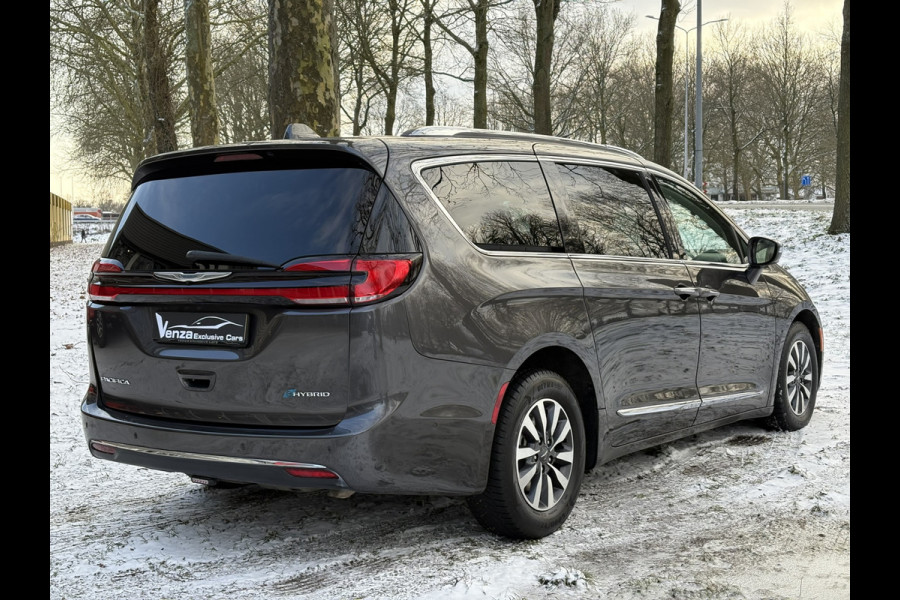 Lancia Voyager 3.6 V6 Hybrid PHEV LIMITED