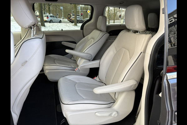 Lancia Voyager 3.6 V6 Hybrid PHEV LIMITED