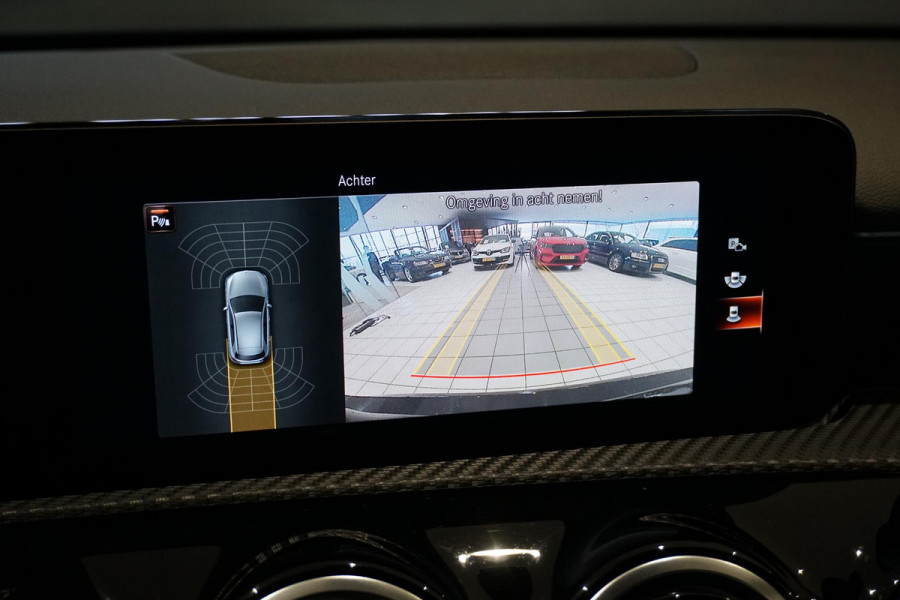 Mercedes-Benz A-Klasse 180 136PK + WIDE SCREEN / CAMERA / STOELVERWARMING /
