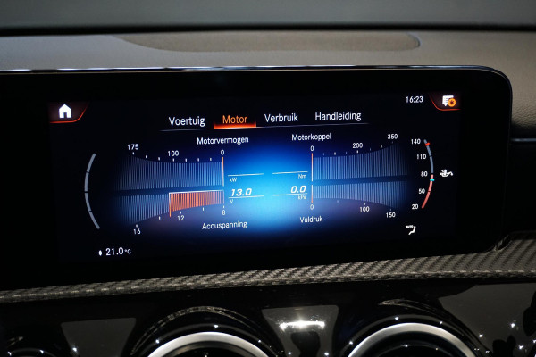 Mercedes-Benz A-Klasse 180 136PK + WIDE SCREEN / CAMERA / STOELVERWARMING /