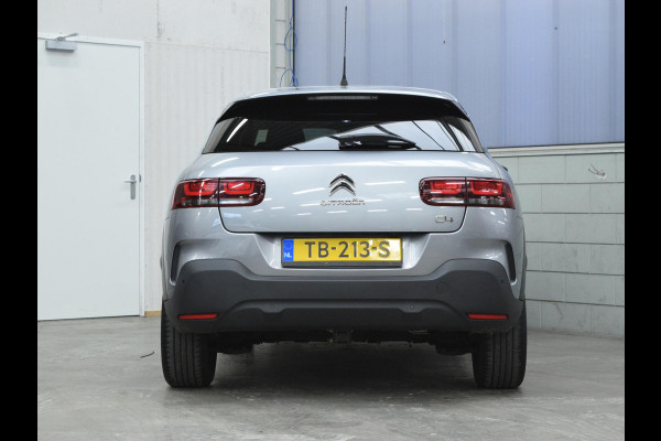 Citroën C4 Cactus 1.2 PureTech Shine TREKHAAK | NAVIGATIE & CARPLAY | CAMERA MET SENSOREN | E.C.C. |
