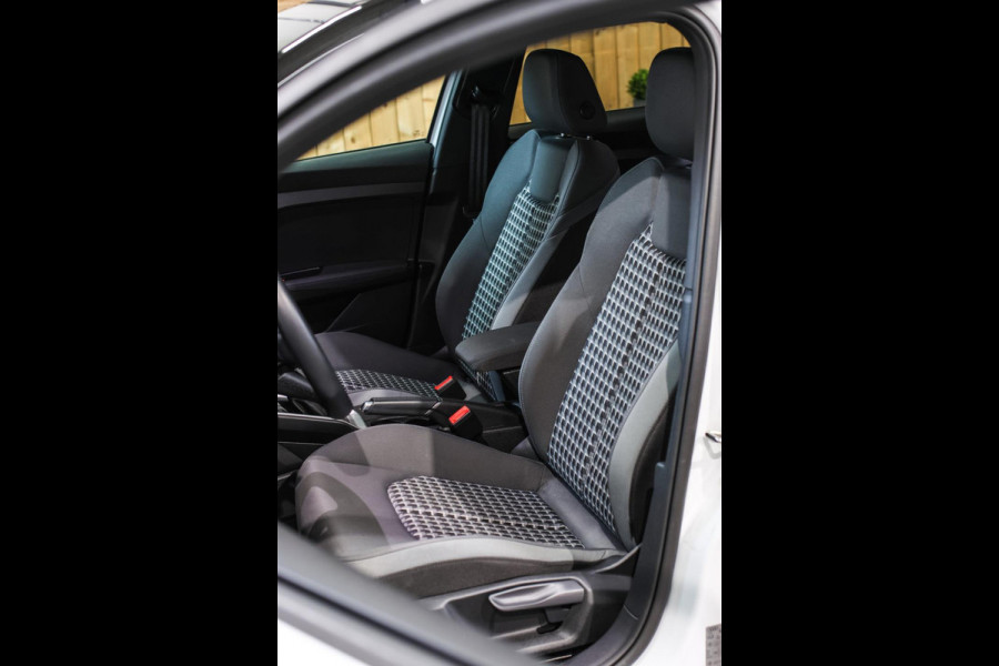 Audi A1 Sportback 35 TFSI S-Line *Led*Keyless*Carplay*Stoelverwarming*