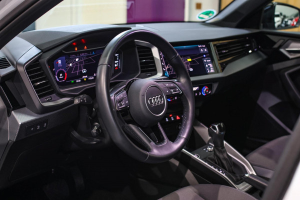 Audi A1 Sportback 35 TFSI S-Line *Led*Keyless*Carplay*Stoelverwarming*