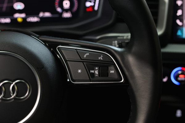 Audi A1 Sportback 35 TFSI S-Line *Led*Keyless*Carplay*Stoelverwarming*
