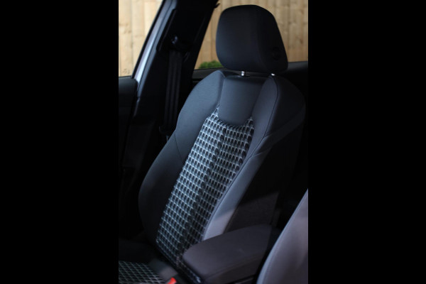 Audi A1 Sportback 35 TFSI S-Line *Led*Keyless*Carplay*Stoelverwarming*