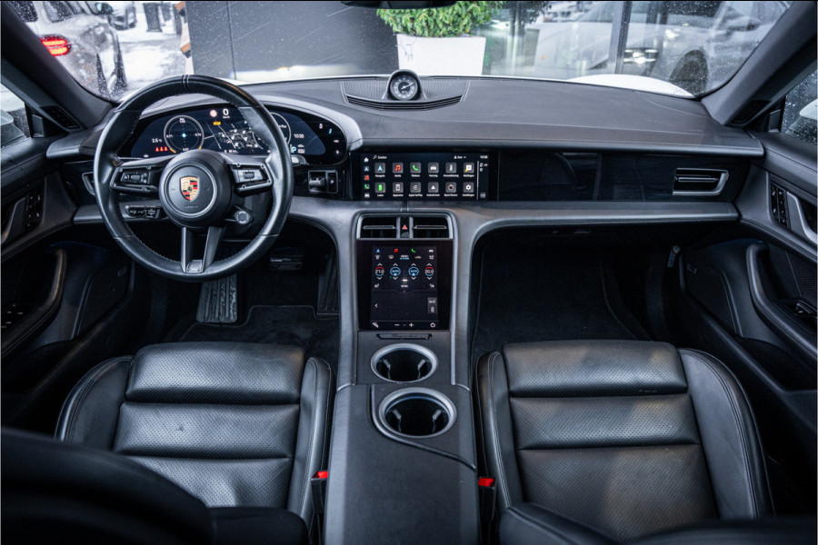 Porsche Taycan Performance 84 kWh - Origineel NL | Panorama | Sport Chrono + | Bose | Memory | Lift