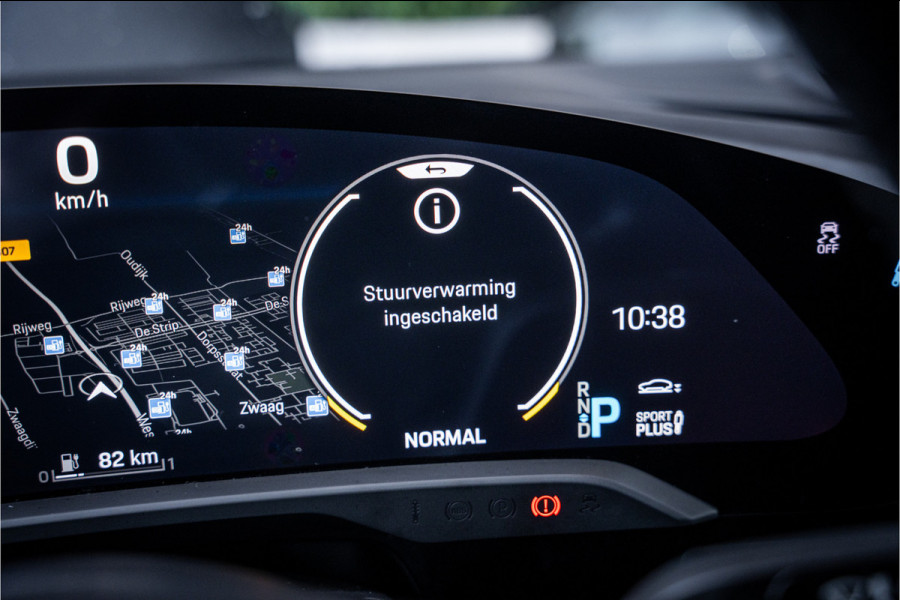 Porsche Taycan Performance 84 kWh - Origineel NL | Panorama | Sport Chrono + | Bose | Memory | Lift