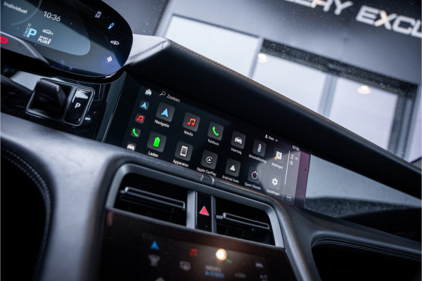 Porsche Taycan Performance 84 kWh - Origineel NL | Panorama | Sport Chrono + | Bose | Memory | Lift