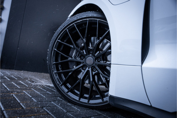 Porsche Taycan Performance 84 kWh - Origineel NL | Panorama | Sport Chrono + | Bose | Memory | Lift