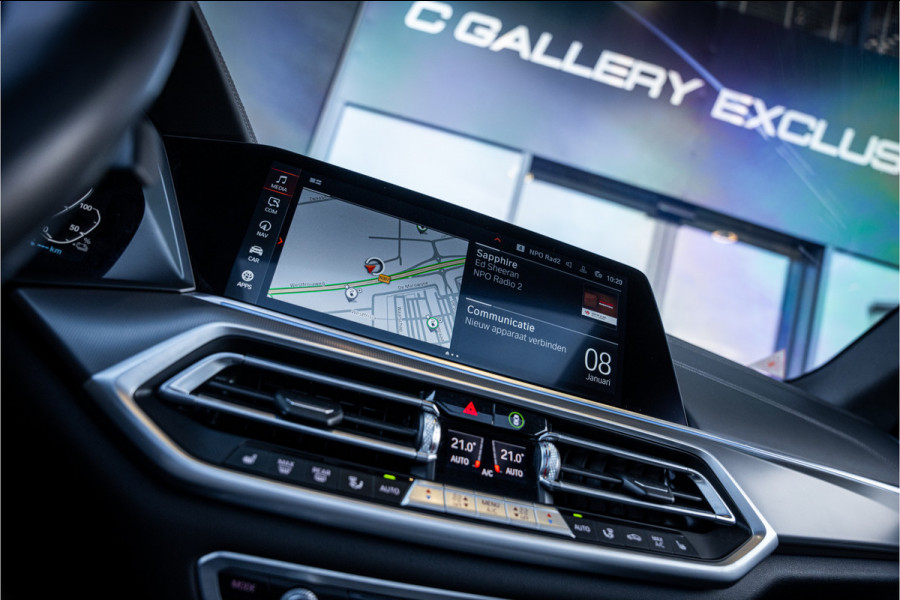 BMW X5 xDrive45e High Executive - M Sport | Dravitgrau | Kuipstoelen | Panorama | Memory