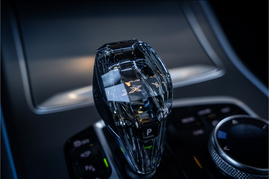 BMW X5 xDrive45e High Executive - M Sport | Dravitgrau | Kuipstoelen | Panorama | Memory