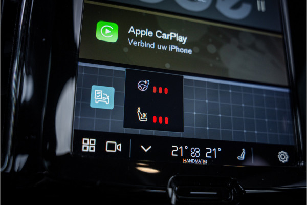 Volvo XC60 2.0 Recharge T8 AWD R-Design - Luchtvering | Panorama | H&K | Memory | 360 Camera