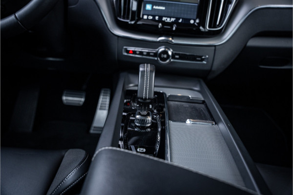 Volvo XC60 2.0 Recharge T8 AWD R-Design - Luchtvering | Panorama | H&K | Memory | 360 Camera